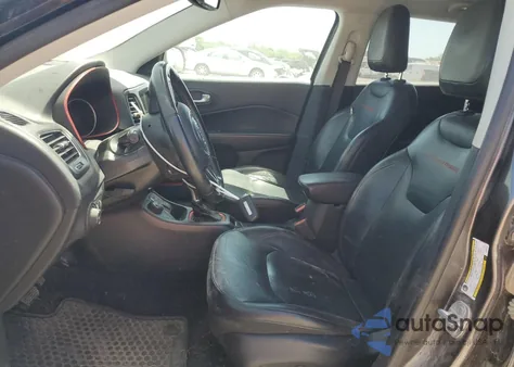 2019 Jeep Compass Trailhawk z USA, uszkodzony, nr VIN 3C4NJDDB8KT594817